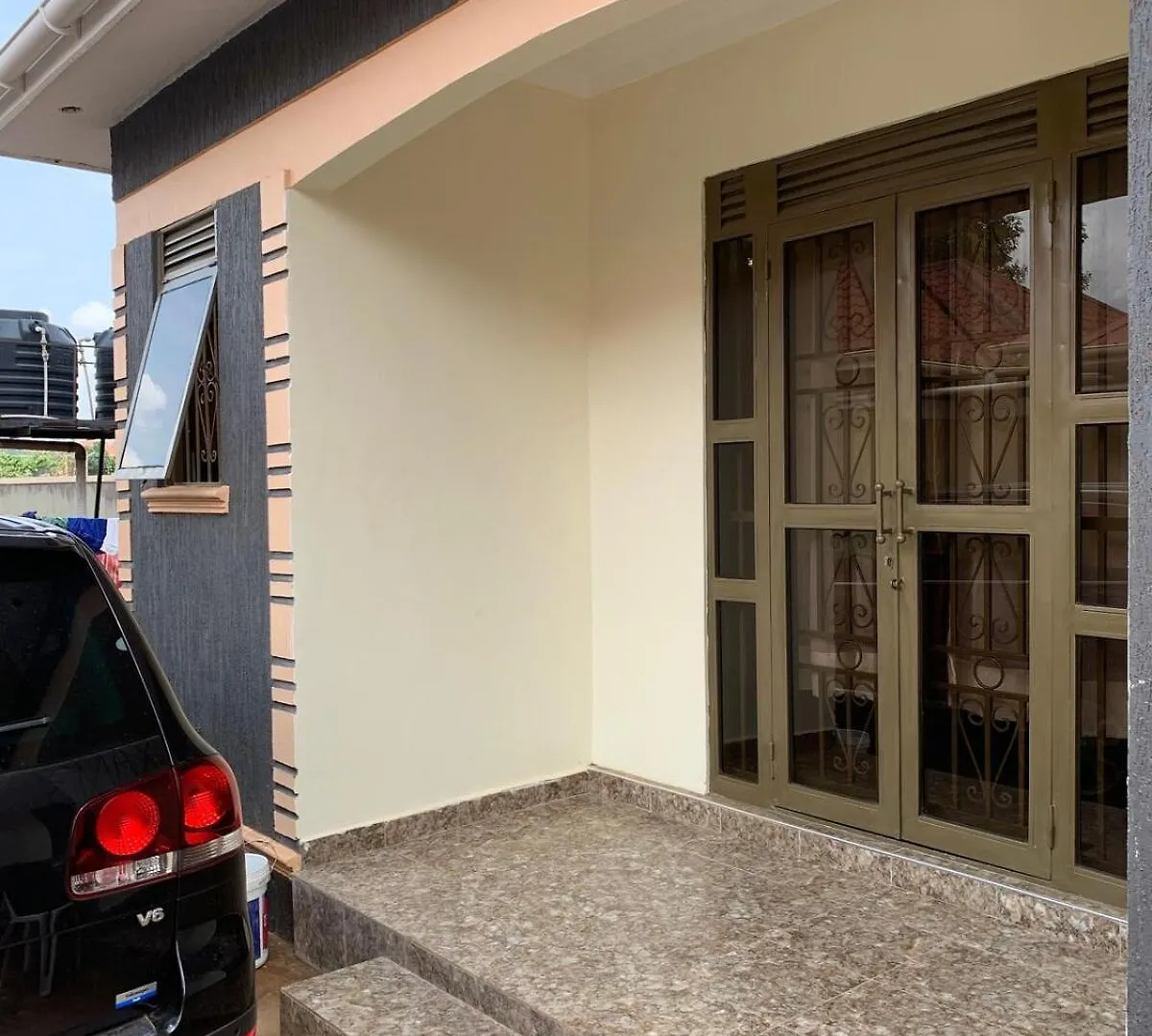 Minipalais Bukoto Behind Kabira Appartement Kampala Oeganda